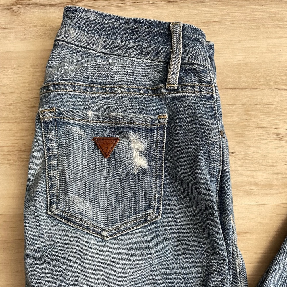 Guess Ripped Power Curve Mid Jeans - Picture 4 of 12